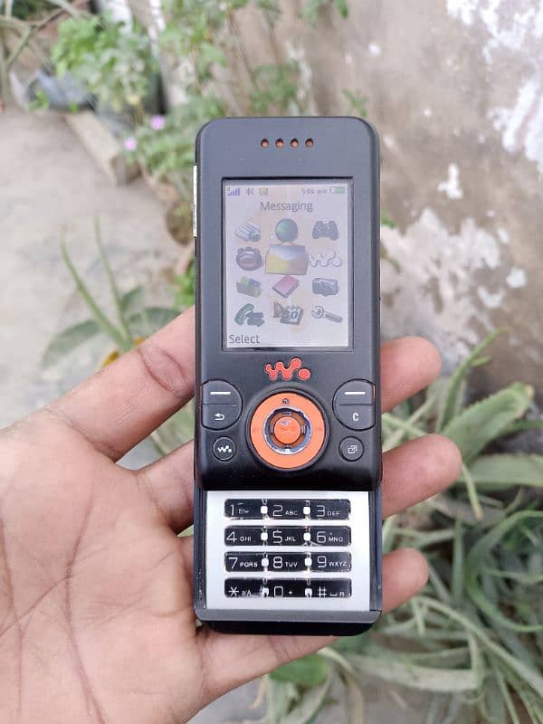 Sony Ericsson w580 call 03282973951 1