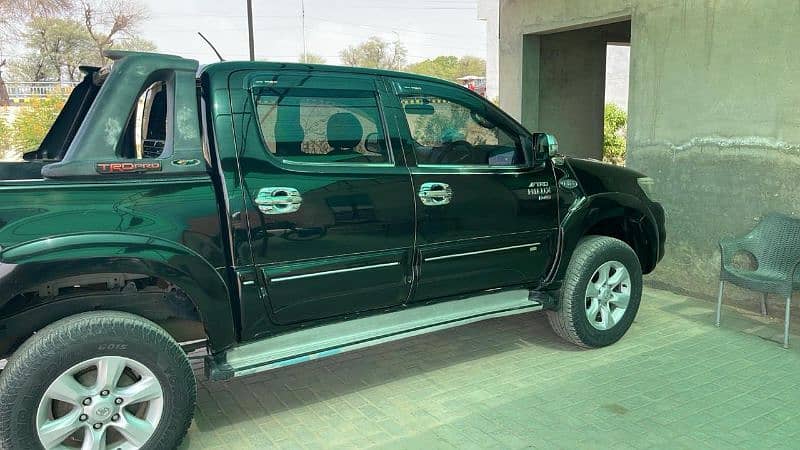 Toyota Hilux 2012 4