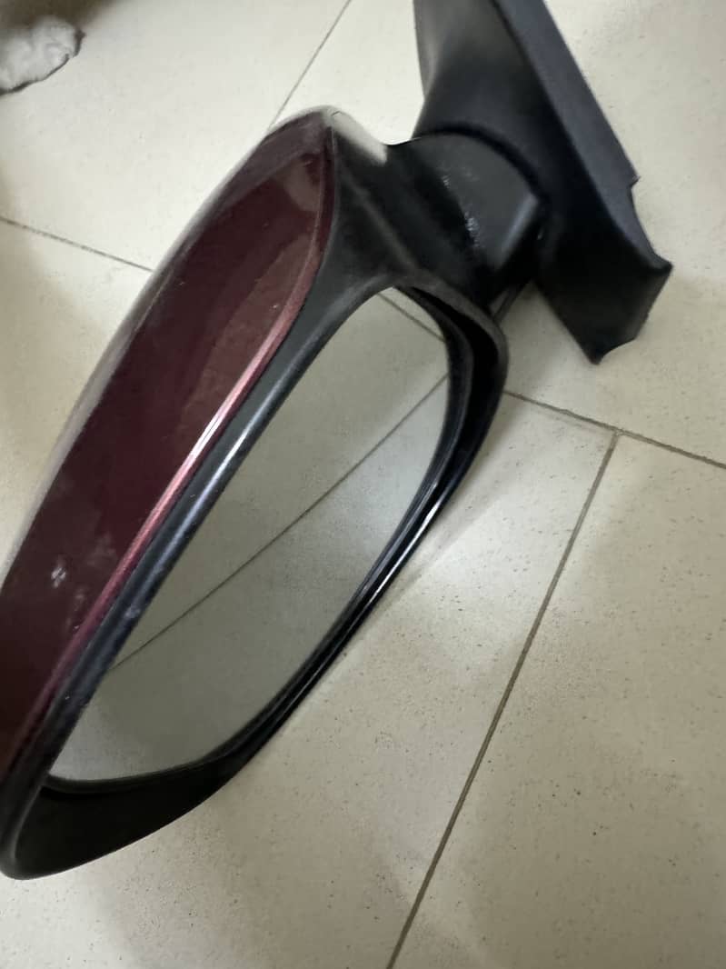 Vitz side mirrors 1