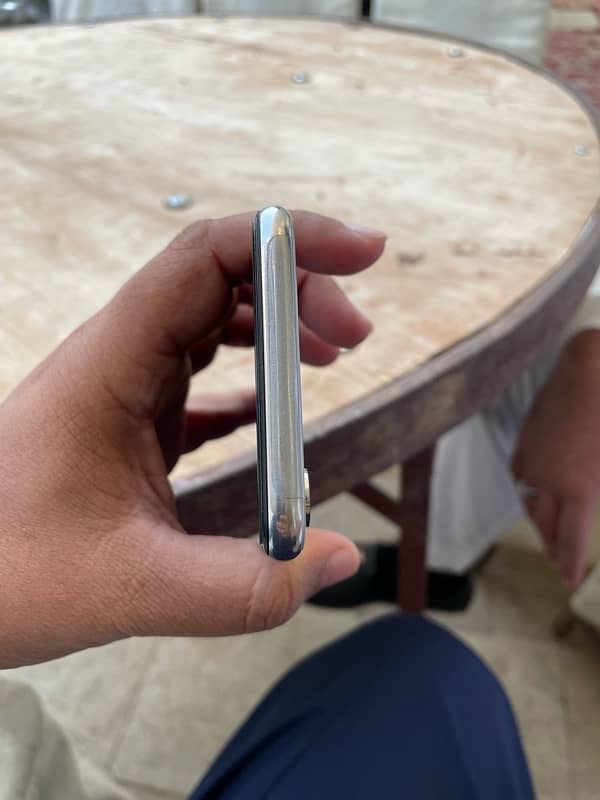 Iphone X 64GB  Pta Approved 4