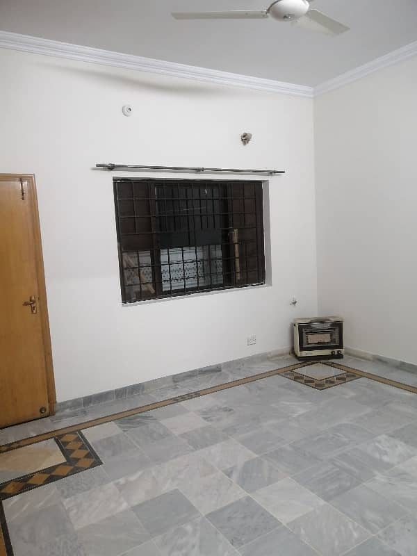 G11/3 UPPER Portion 30x60 For Rent 3 Bed 3 Bath Dd Tv Lounge Kitchen Store Marble Flooring Reasonable Rent 6