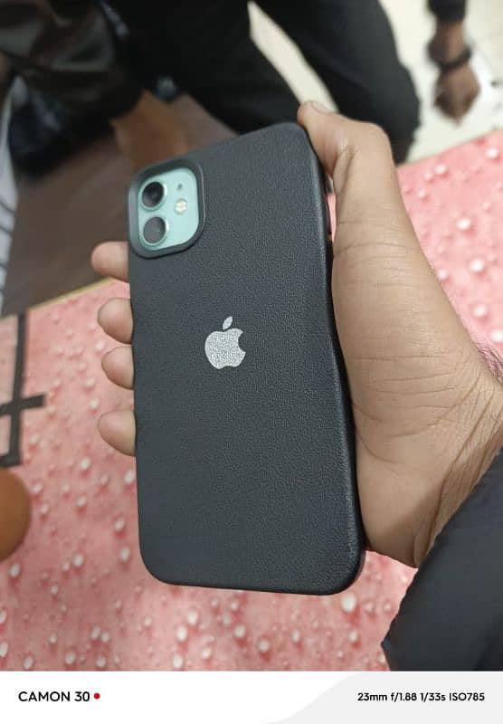 iphone 11 64gb factory unlocke 10by10 battery  77 esim 2 mha chlni ha 0