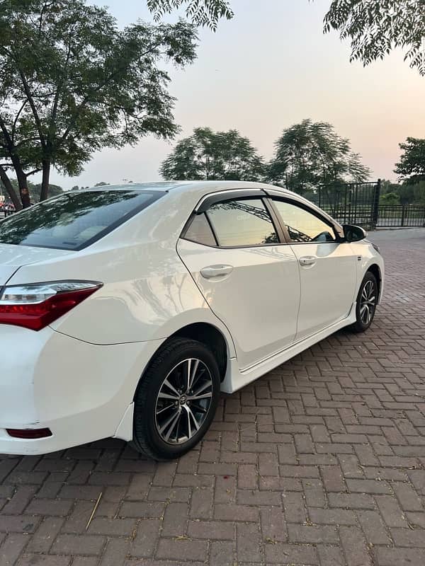 Toyota Corolla Altis 2017 2