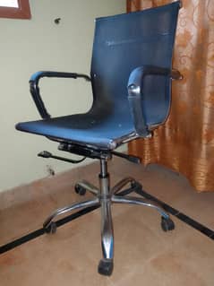 steel chair for the office with black color / computer chair