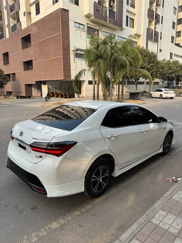 Toyota Altis Grande 2015 9