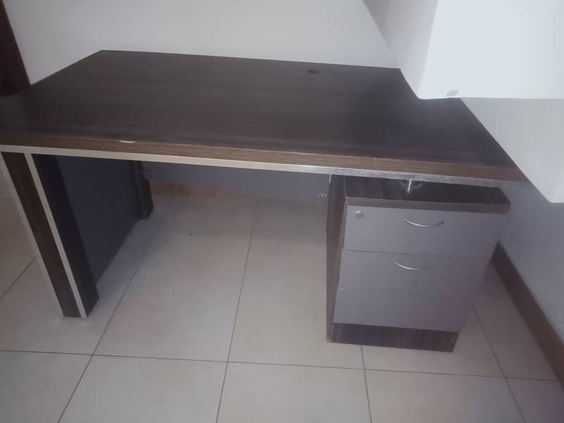 Office furniture for sale 3