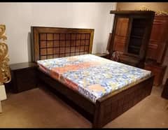 bed/King size bed/Dressing table/Bed set/Wooden bed/Furniture