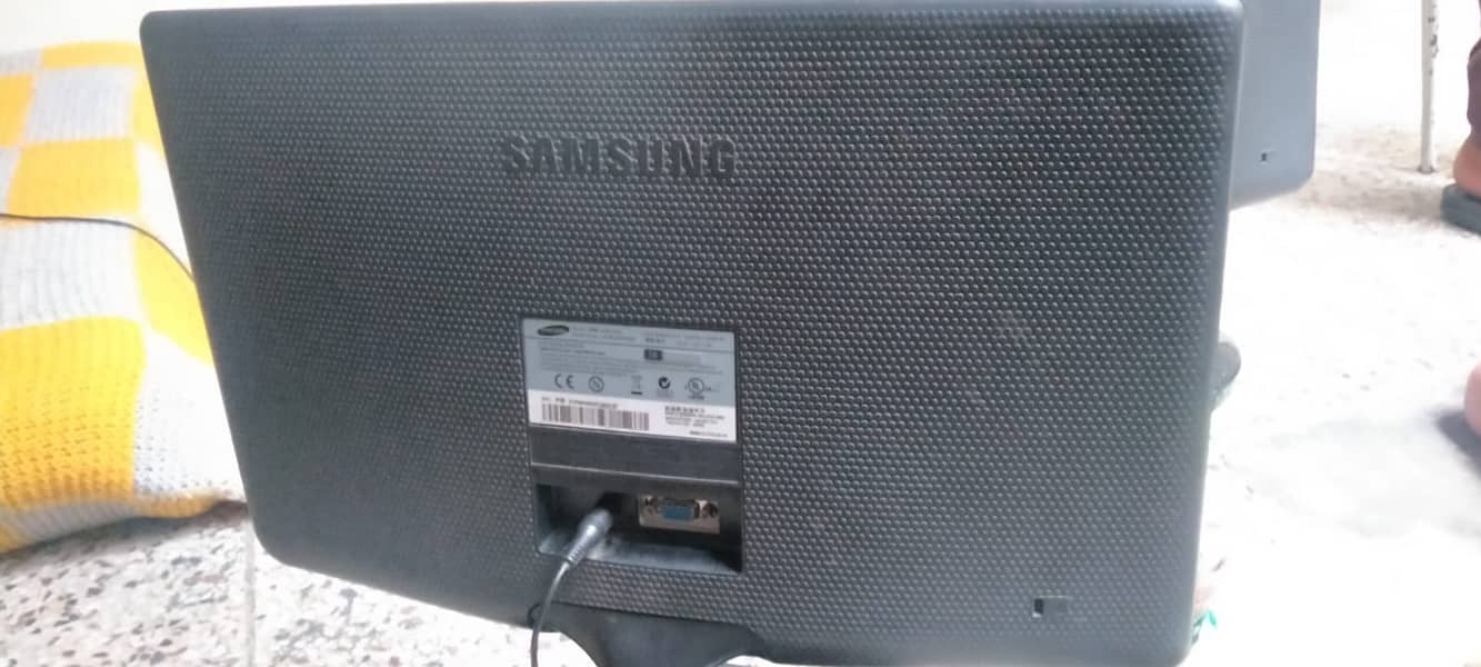 Samsung LCD 2