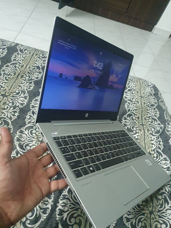 Elitebook 440 i 5 10 th gen 4