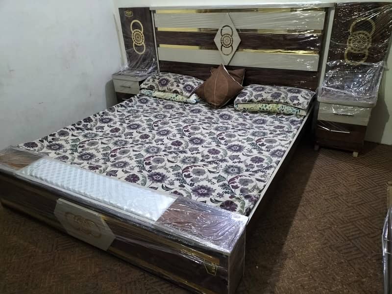 Bedroom Set for Sale – Excellent Condition! 4