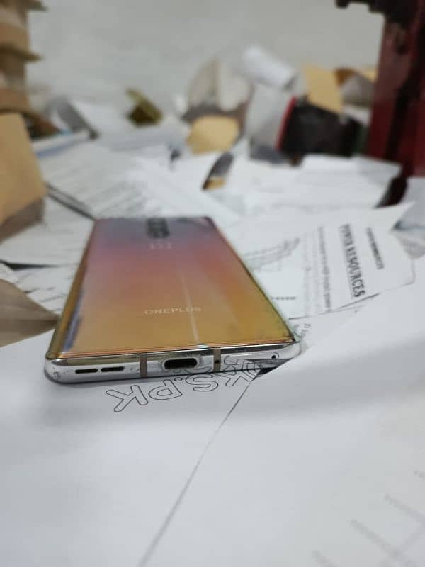 oneplus 8+8 ram 128 ROM full lush condition 3