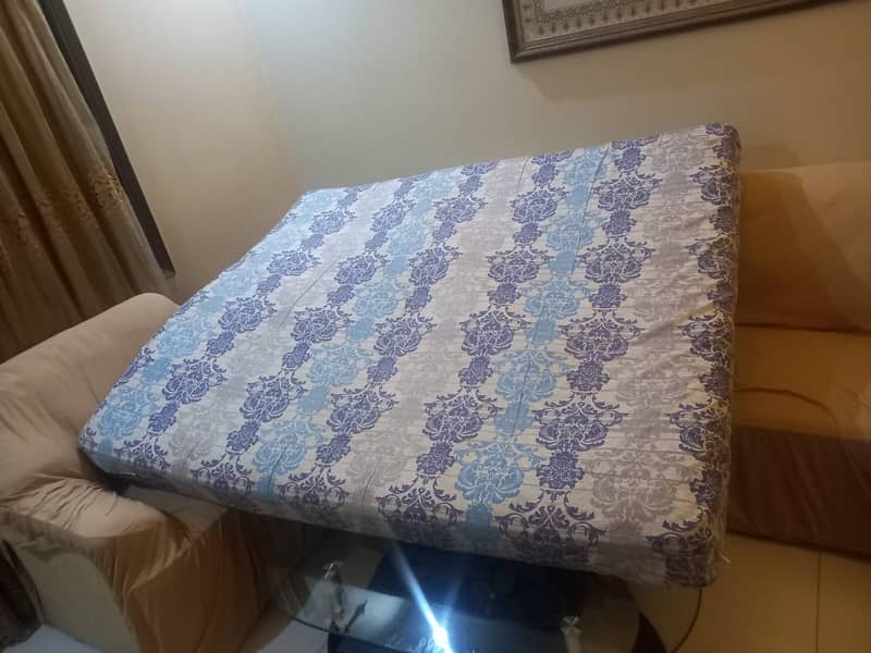 Master double bed spring mattress with cover 0