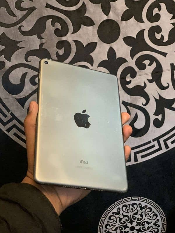 IPAD MINI 5 1