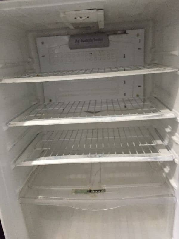 Pel fridge almost new with warranty 7