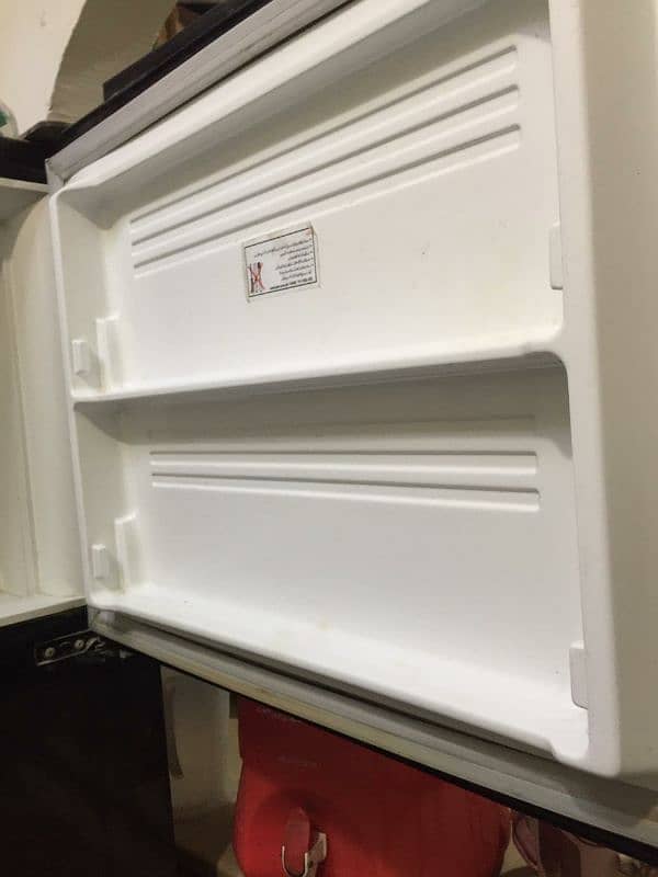 Pel fridge almost new with warranty 14