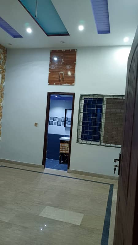 5 marla upper portion for rent in Johar Town for Family and Silent office (Call center + Software house) 12