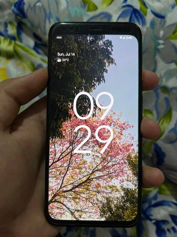 Google Pixel 4  6/64 1