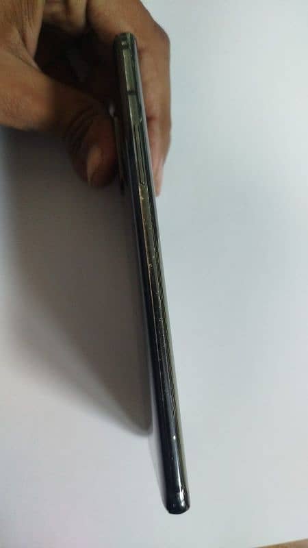 OnePlus 7pro 9/10 condition 5