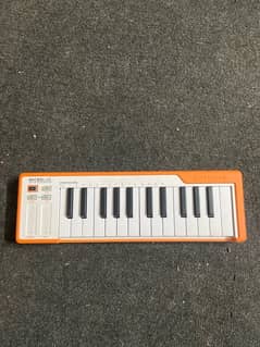 midi in brand new condition