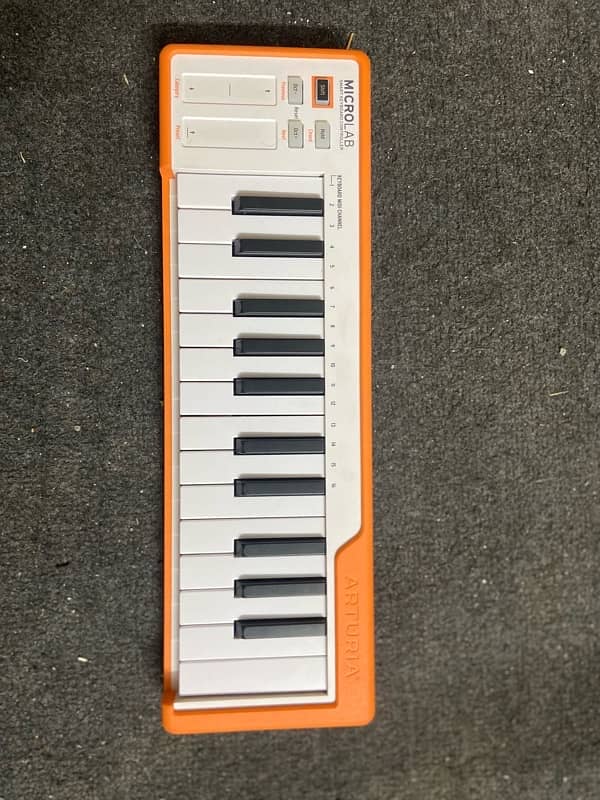 midi in brand new condition 5