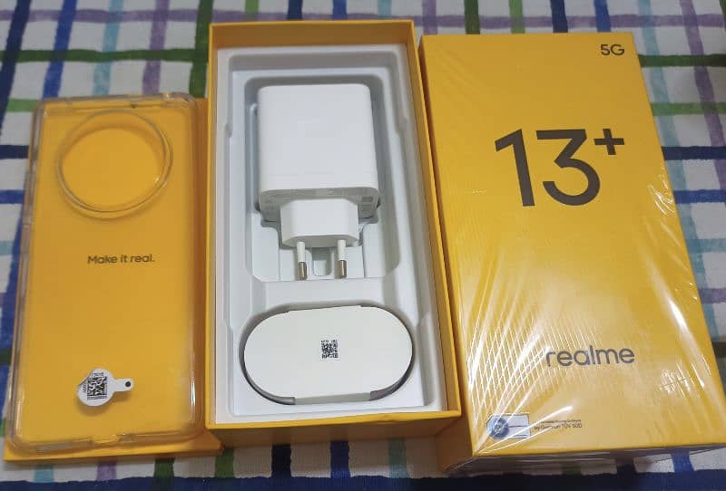 Realme 13+ 5G 0