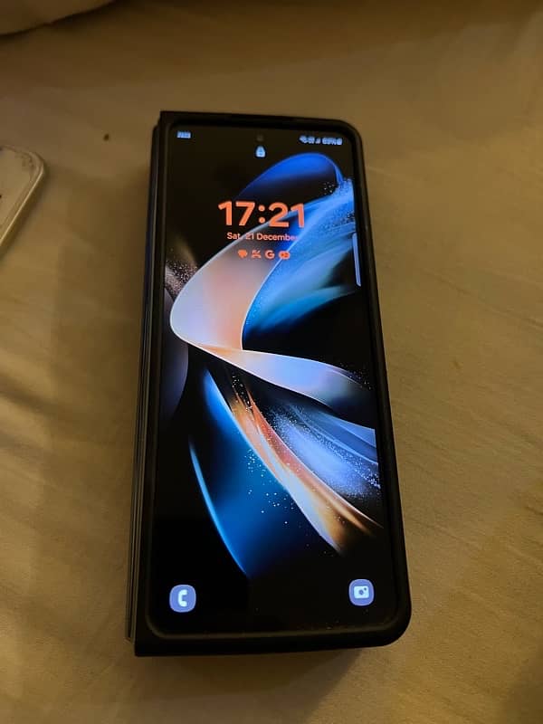 Samsung fold 4 execelent condition 1