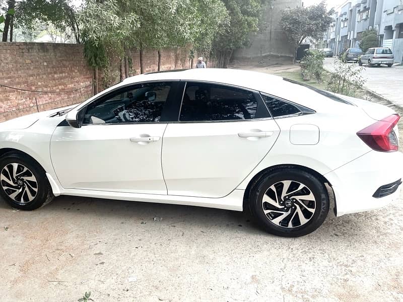 Honda Civic VTi Oriel Prosmatec 2018 Meter Total Genuie 3