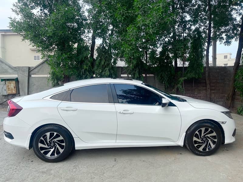 Honda Civic VTi Oriel Prosmatec 2018 Meter Total Genuie 4