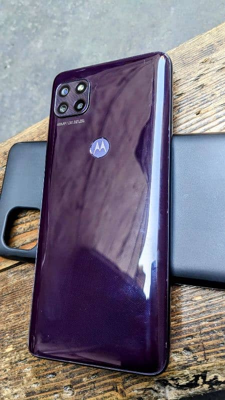 Motorola One 5g Ace 1