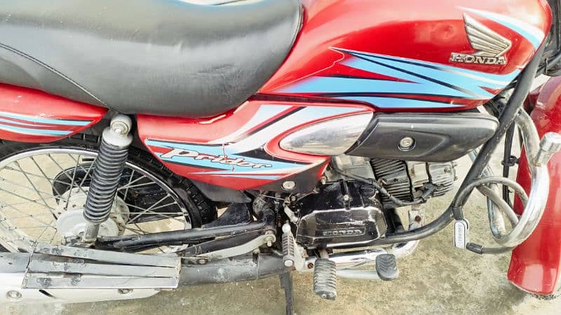 Honda Pridor 100cc Bike in Lush Condition with Genuine Parts Attached. 6