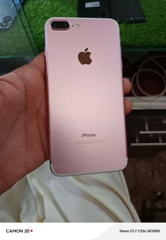 iphone 7 plus 32 GB 0