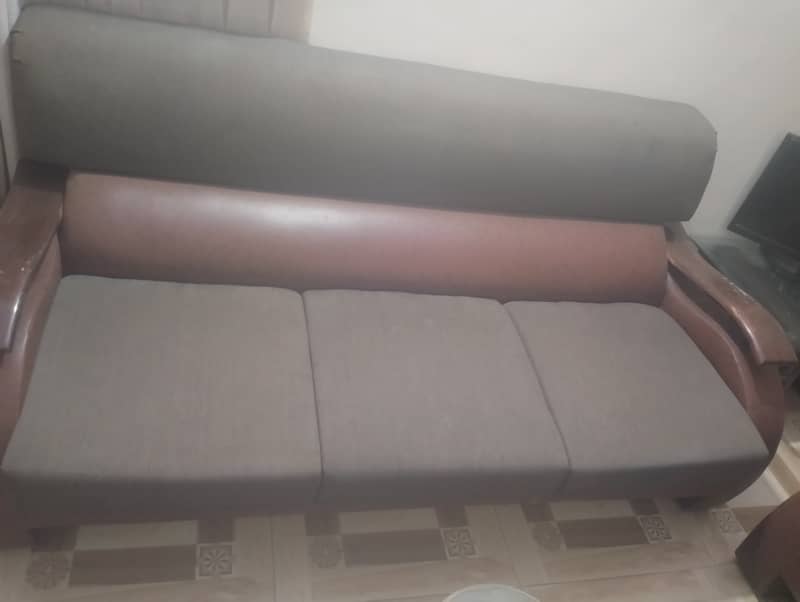 Used  7 seater sofa set 1