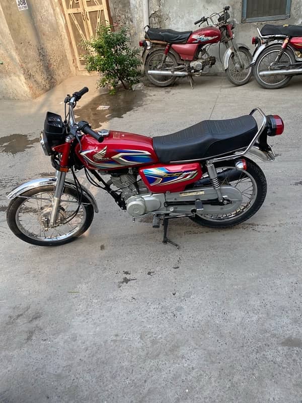 honda 125 2022 4