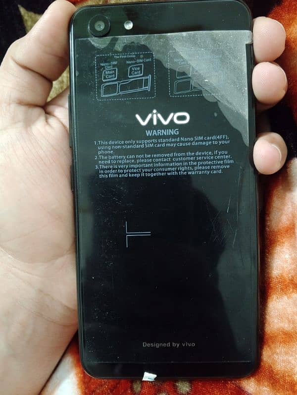 This is the Vivo company phone whose model name is Vivo Y83 5