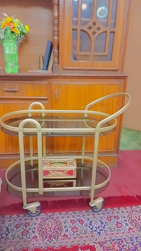 New and elegant style tea trolly 1