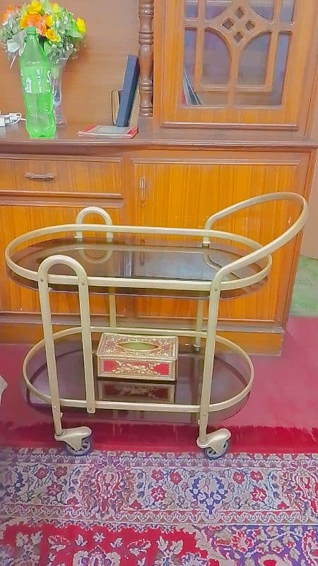 New and elegant style tea trolly 2