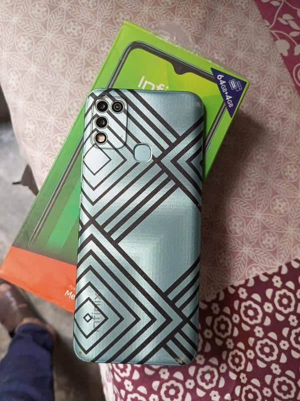 infinix hot 10 play 4/64 with 6000 mah battery 0