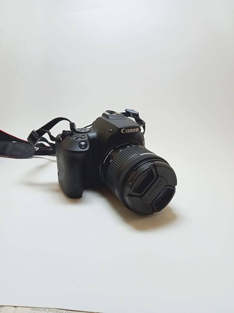 Canon EOS 200D Mark II DSLR Camera 1