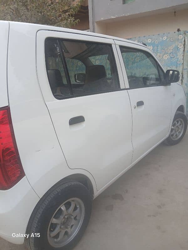 Suzuki Wagon R 2019 4