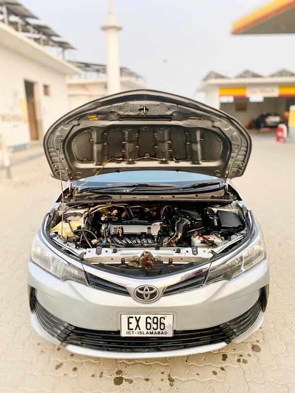 Toyota Corolla GLI 2015 Auto 2