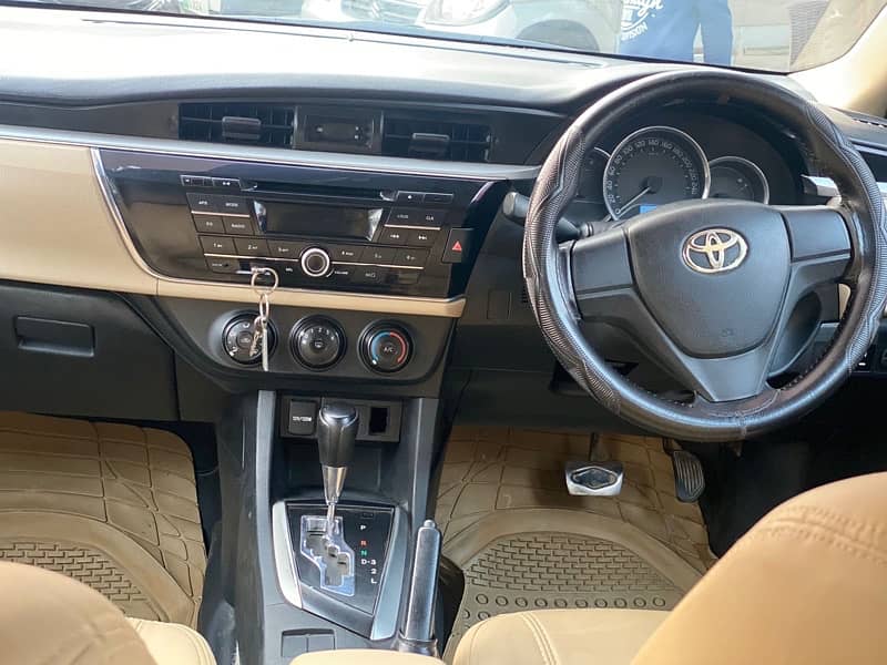 Toyota Corolla GLI 2015 Auto 6