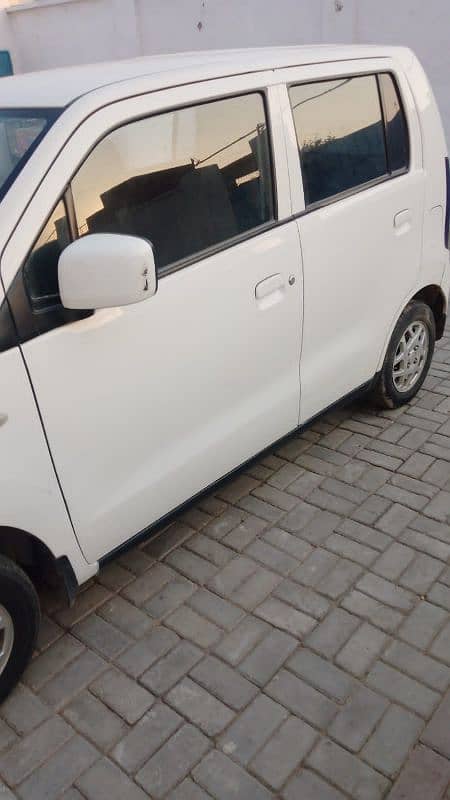 Suzuki Wagon R 2019 5