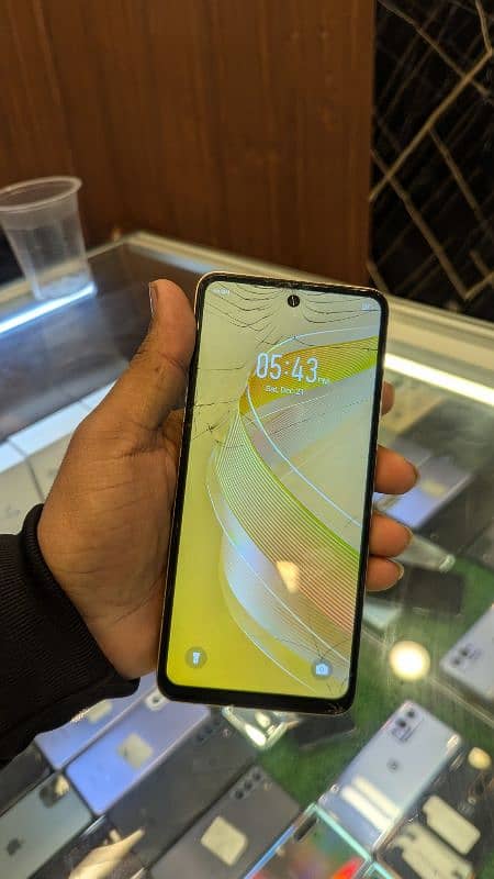 Infinix smart 8pro 1