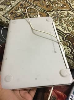 Hp chrome book 180 degree rotateable