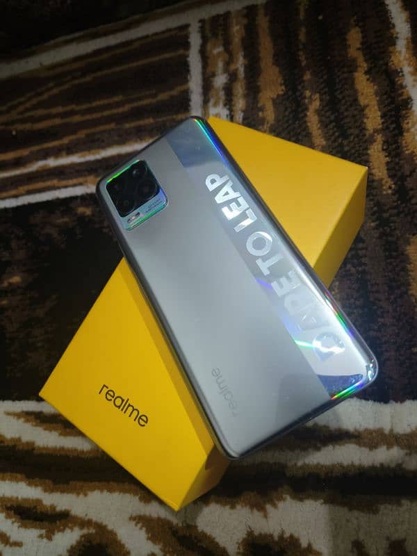 Realme 8 ( 8/128 ) 0