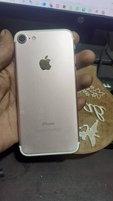 iphone 7 128gb all ok pta approved 7