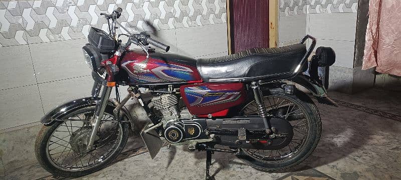 honda 125 2022 4