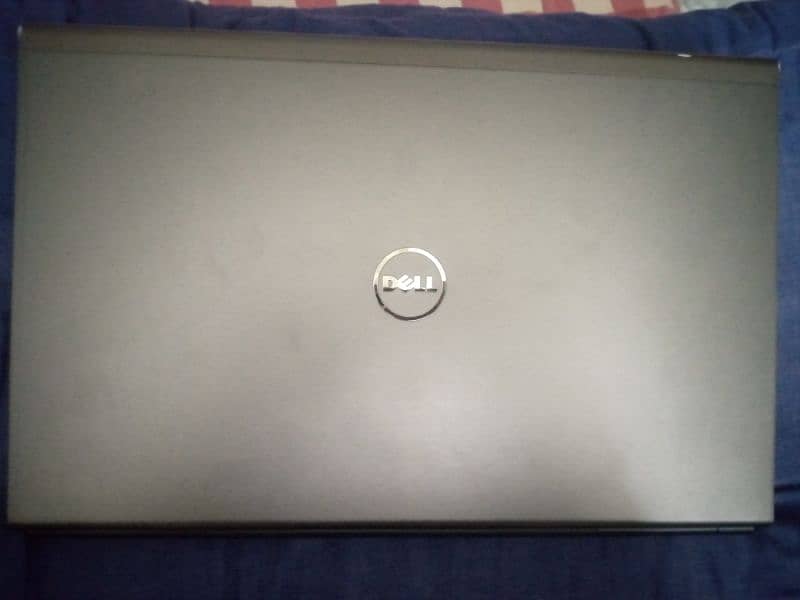 Dell precision M6800 1