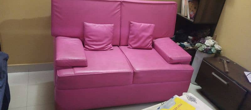 2 seater sofa for sale condition 10/9 2