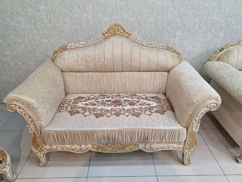 Solid Wood Deco Polish 6 Seater Sofa Set 8